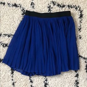 Blue pleated skirt